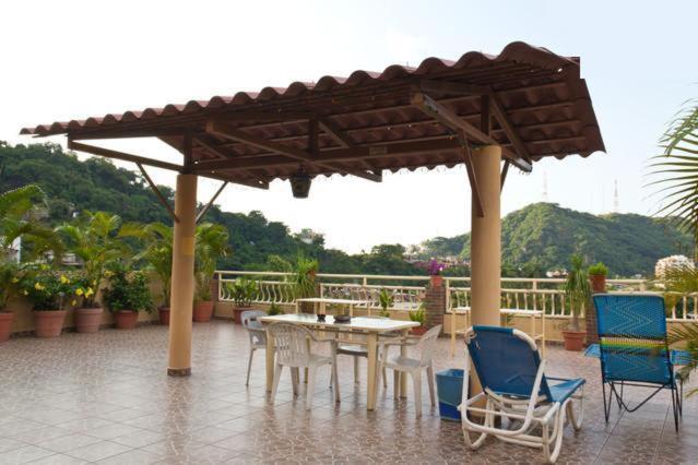 Oasis Hostel Puerto Vallarta Buitenkant foto